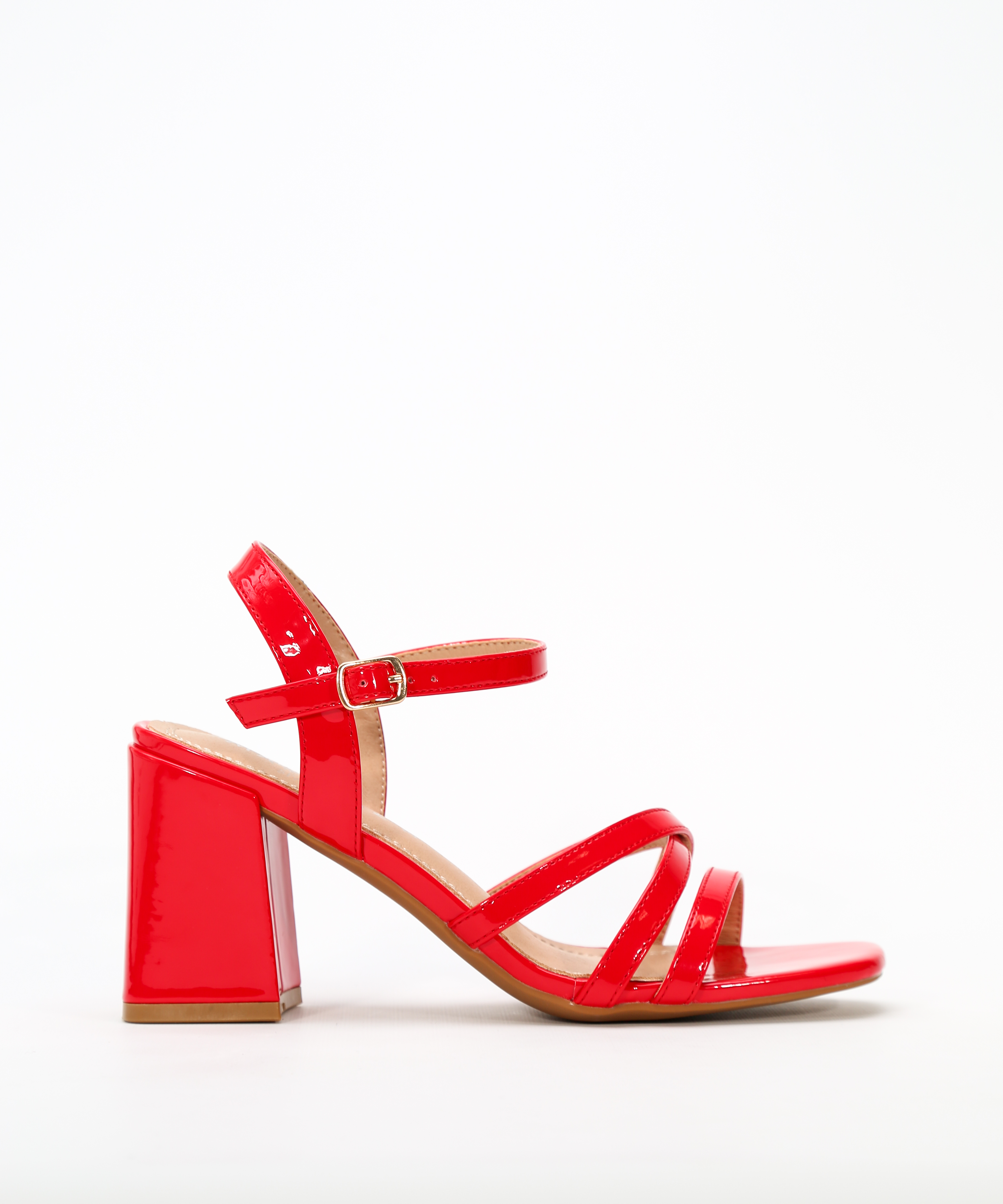 Sandalias tiras tacón alto